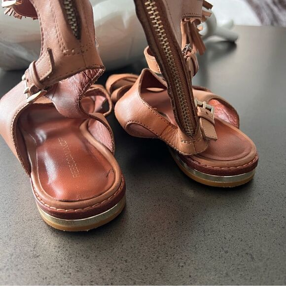 REBECCA MINKOFF Leather Gladiator Flat Nude Color Sandals Size 7. - Picture 7 of 9